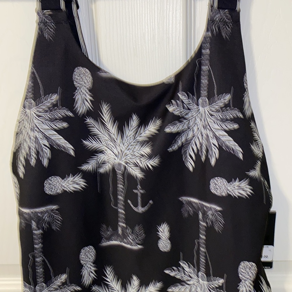 Hurley Quick Dry Asylum One Piece Bathing Suit NWT - Picture 4 of 8